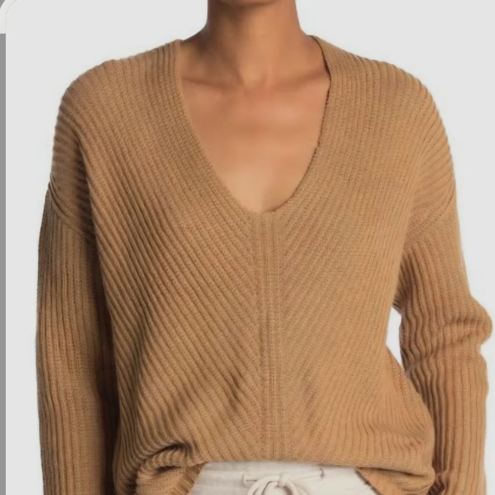 UGG Waffle Knit Sweater – Cozy Neutral Essential XL - Picture 3 of 12